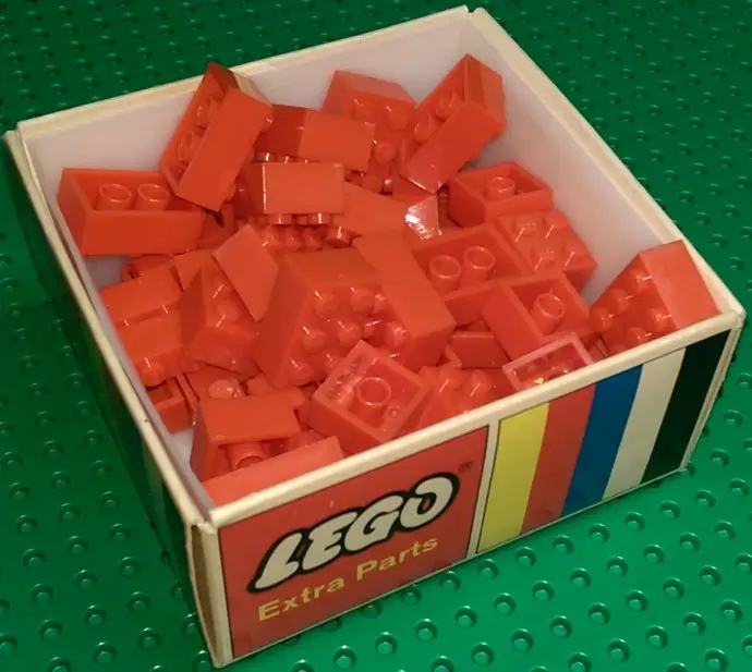 51 Assorted Basic Bricks - Red - 補足品 (1966年)