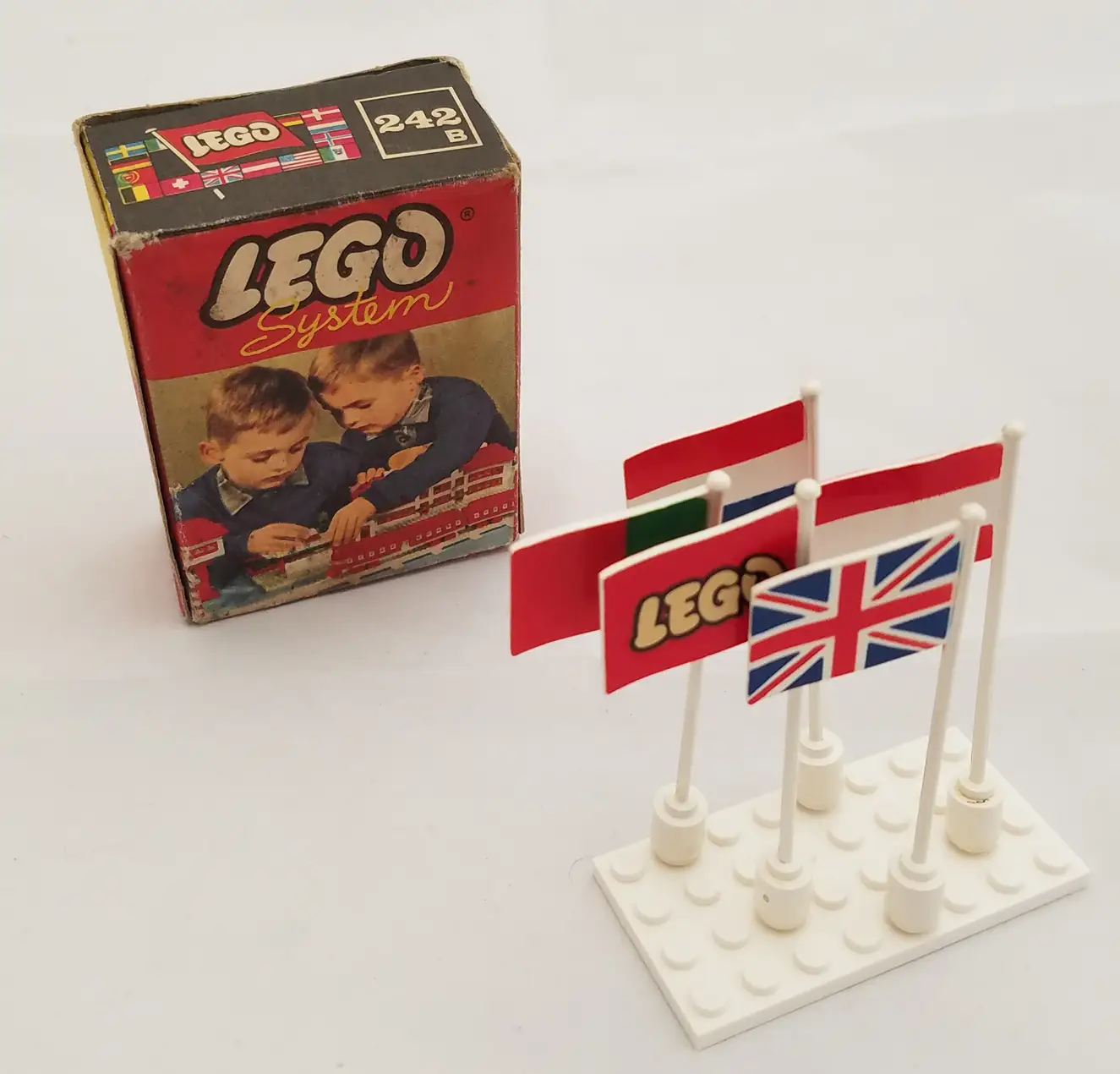 レゴ 242B-1 International Flags - Britain, France, Austria, Portugal, LEGO 補足品