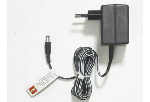 レゴ 9833-1 AC Adapter 230V - 10V Transformer NXT