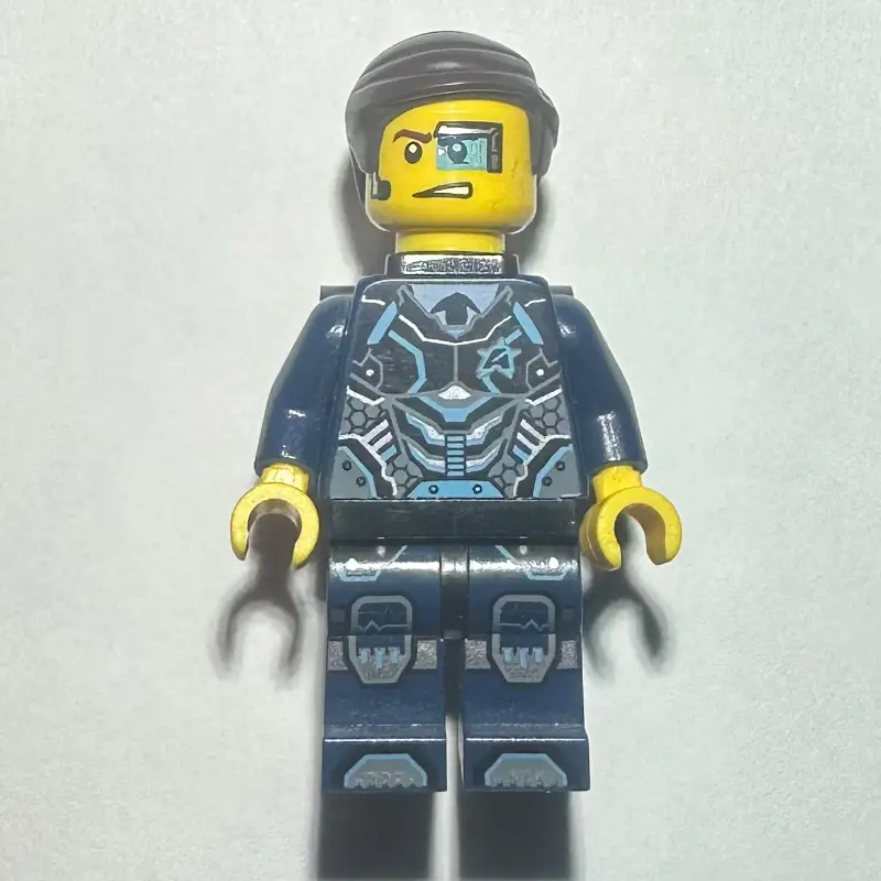 Agent Curtis Bolt with Neck Bracket
