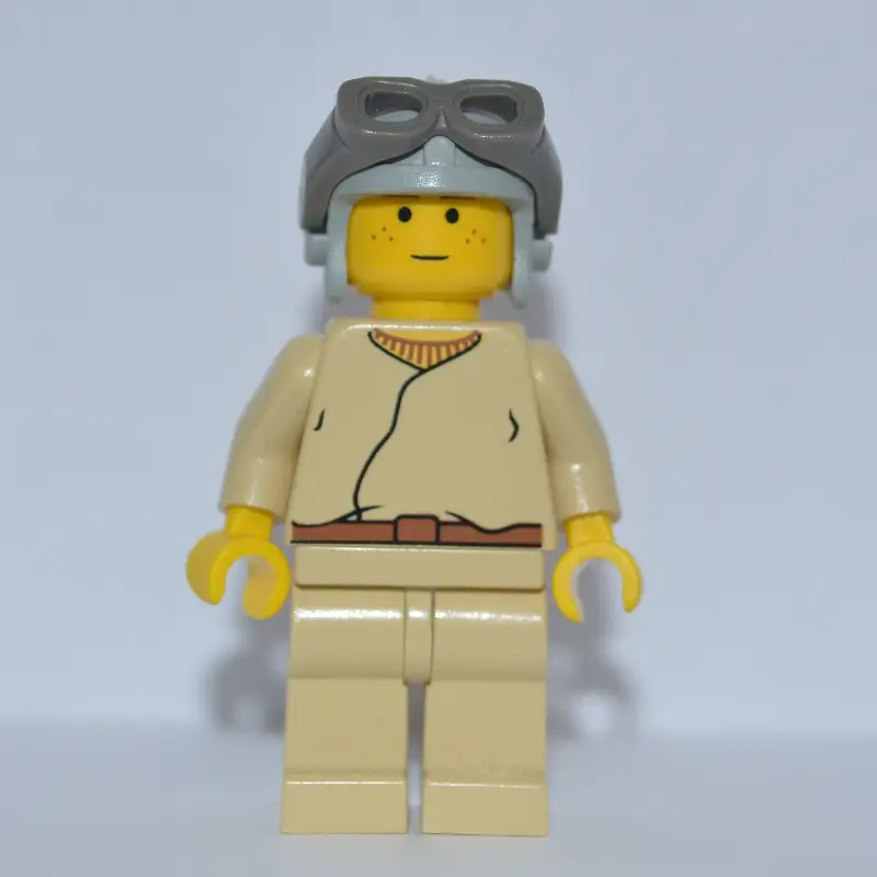 Anakin Skywalker, Child, Yellow Skin, Light Gray Helmet