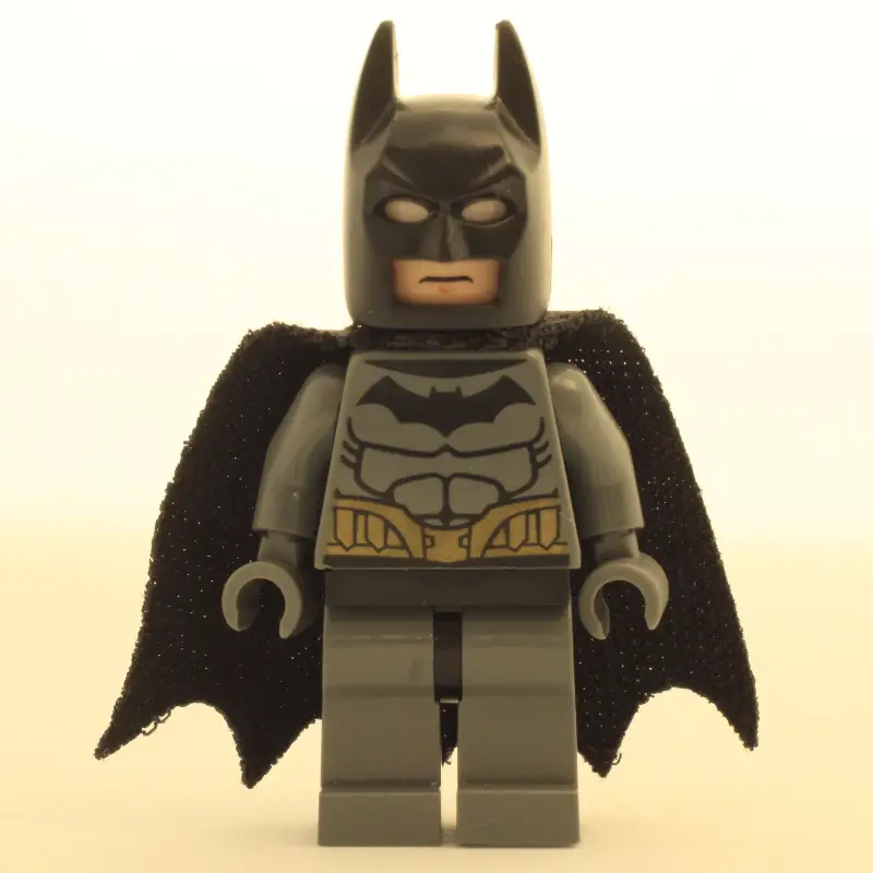 Batman, Dark Bluish Gray Suit, Black Cape and Cowl, Light Nougat Head, Black Hips, Muscle Outline