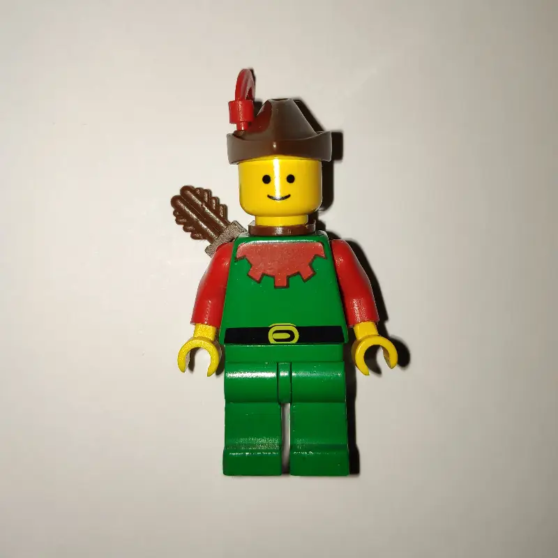 Forestman Archer (Forestmen) - Red, Brown Hat, Red Plume