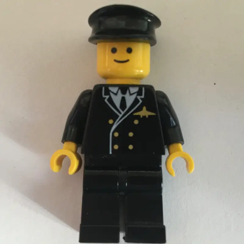 Pilot, Black Suit with Tie and Airplane Badge, Black Hat (3626b Head)