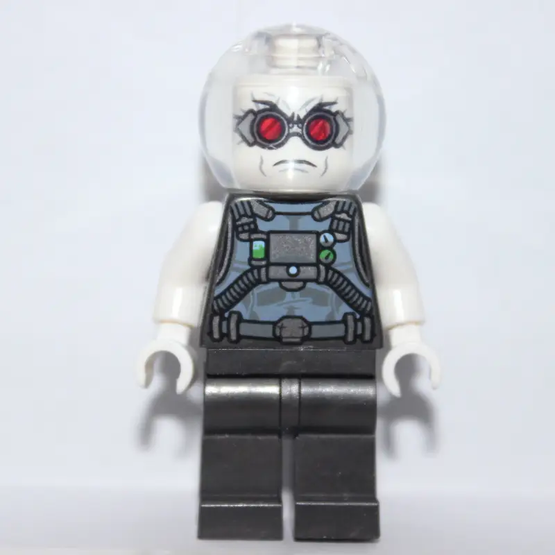 Mr. Freeze with Pearl Dark Gray Outfit