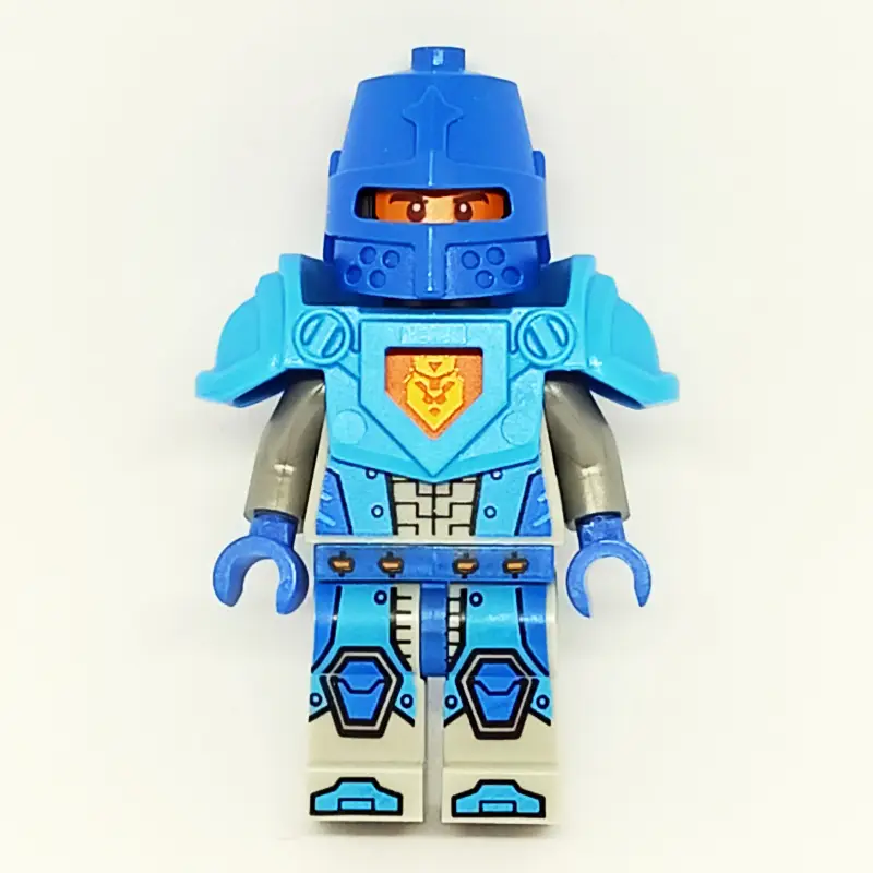 Nexo Knight Soldier with Dark Azure Armor, Blue Hands